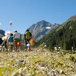 Siebenschlaefer Neustift im Stubaital